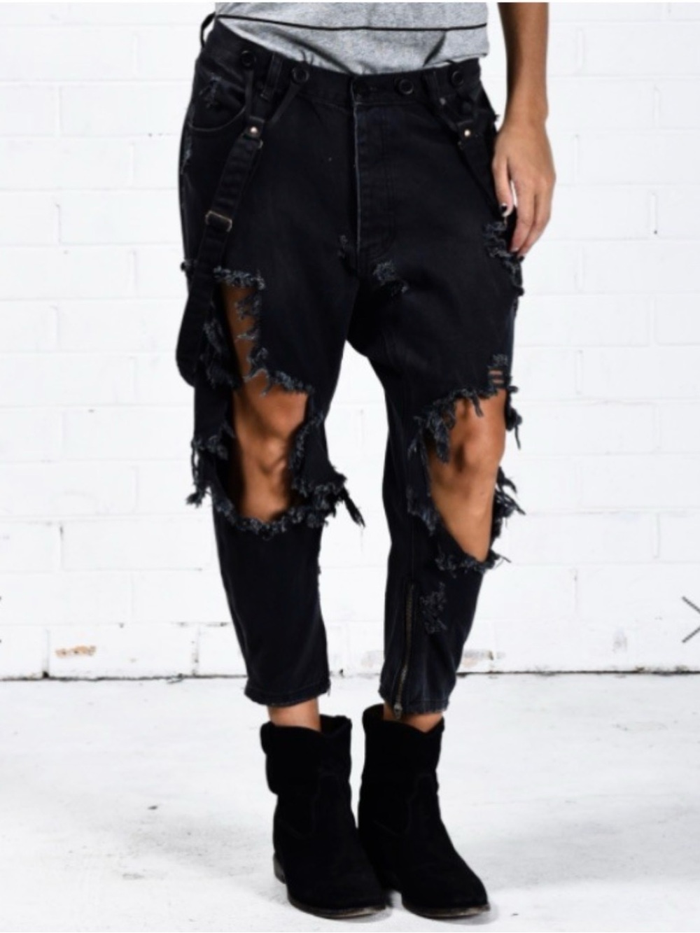 One Teaspoon Women's Black Distressed Boyfriend Jeans - Kingpins